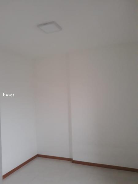 Apartamento à venda com 2 quartos, 55m² - Foto 16