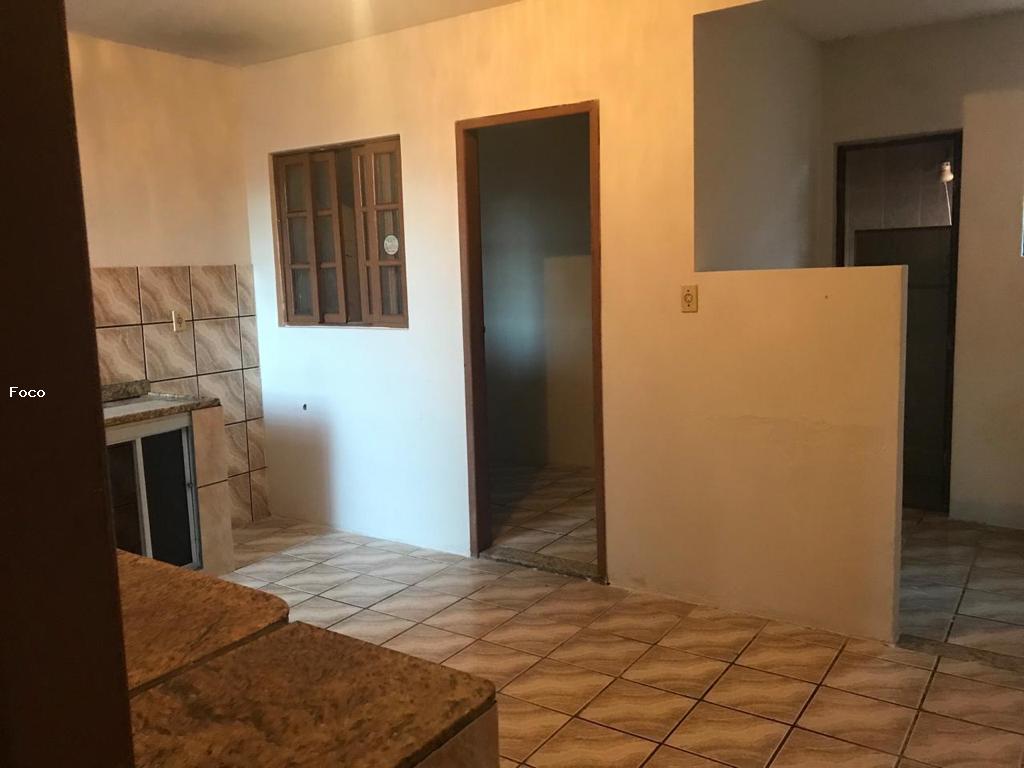 Casa à venda com 3 quartos, 253m² - Foto 4