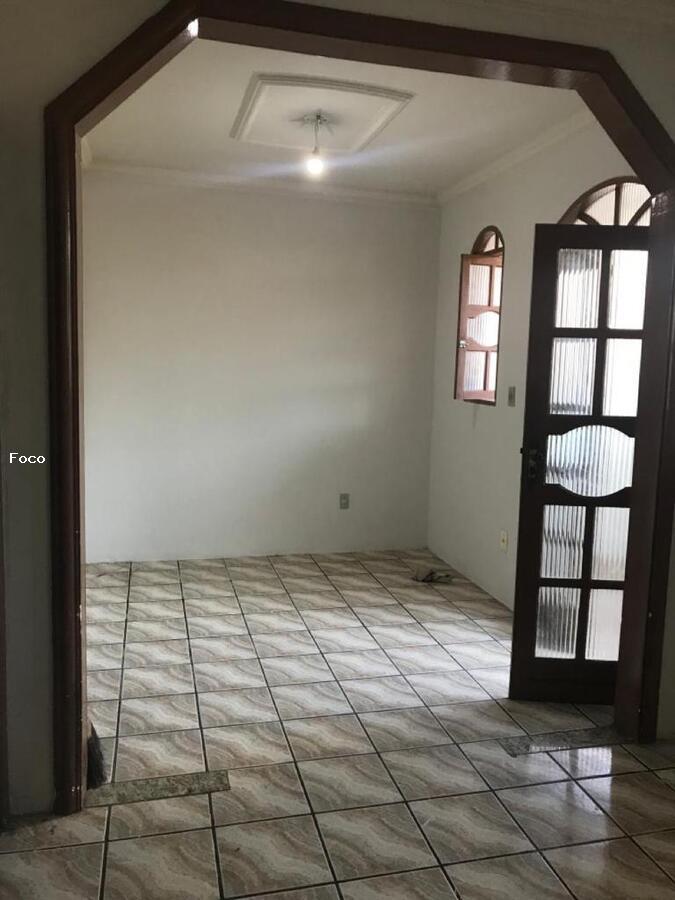 Casa à venda com 3 quartos, 253m² - Foto 10