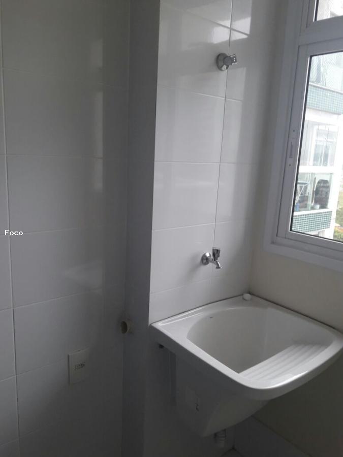 Apartamento à venda com 2 quartos, 57m² - Foto 12