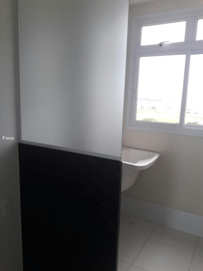 Apartamento à venda com 2 quartos, 57m² - Foto 9