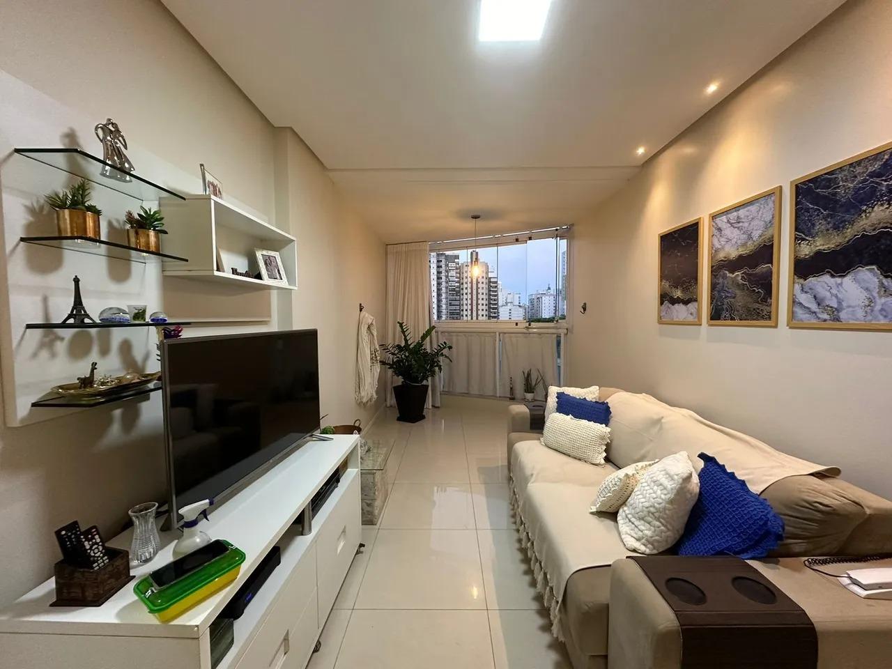 Apartamento à venda com 2 quartos, 65m² - Foto 4