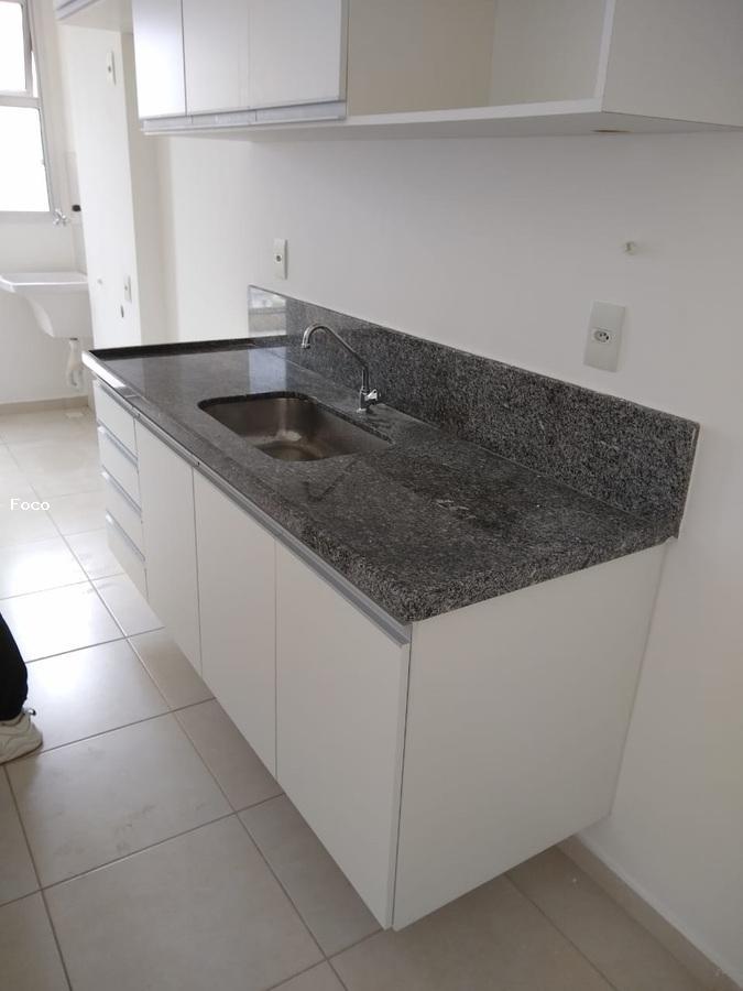 Apartamento à venda com 2 quartos, 62m² - Foto 12