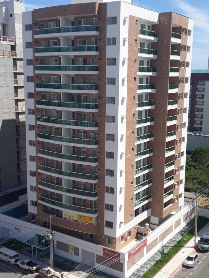 Apartamento à venda com 2 quartos, 65m² - Foto 1