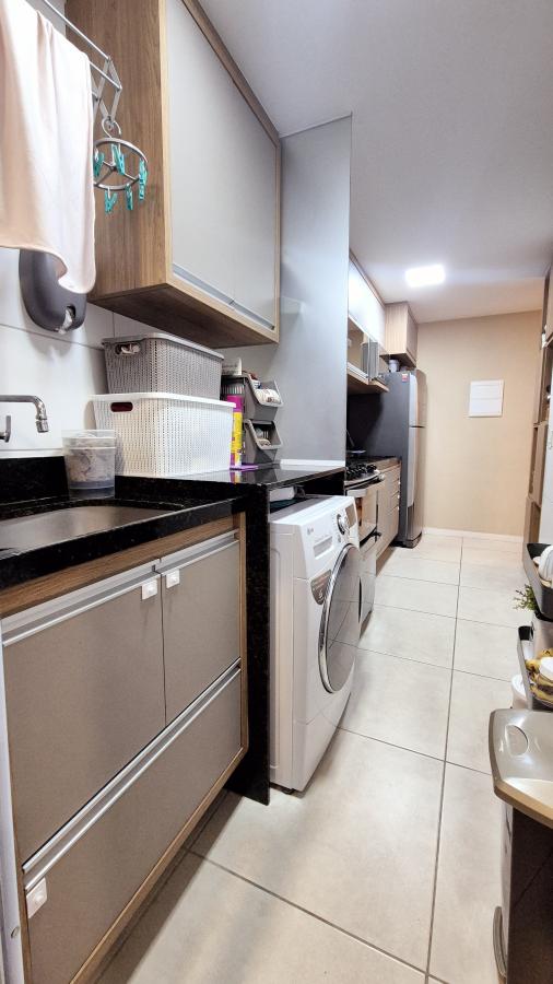 Apartamento à venda com 2 quartos, 65m² - Foto 9