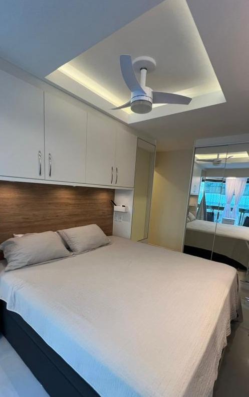 Apartamento à venda com 3 quartos, 157m² - Foto 8