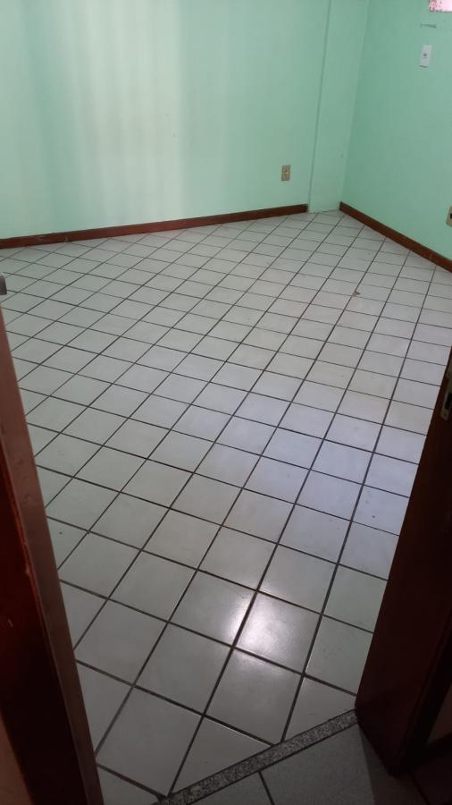 Apartamento à venda com 3 quartos, 156m² - Foto 5