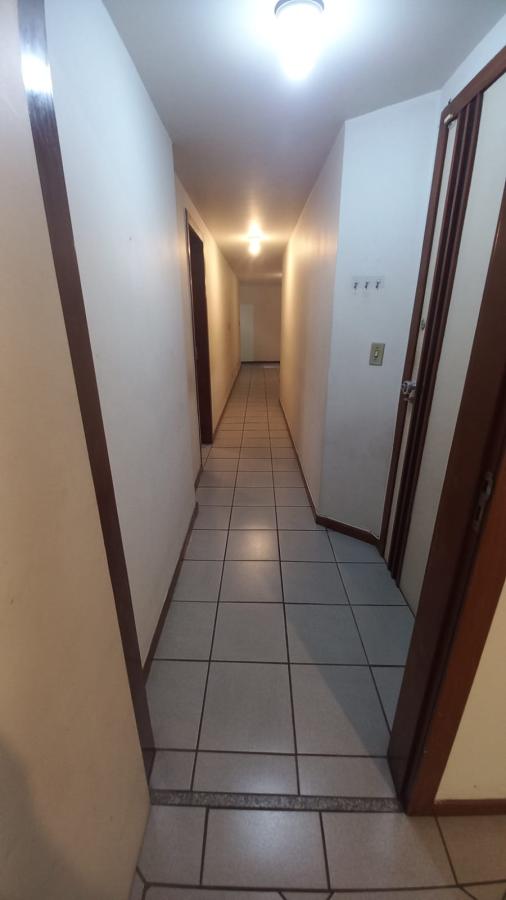 Apartamento à venda com 3 quartos, 156m² - Foto 7