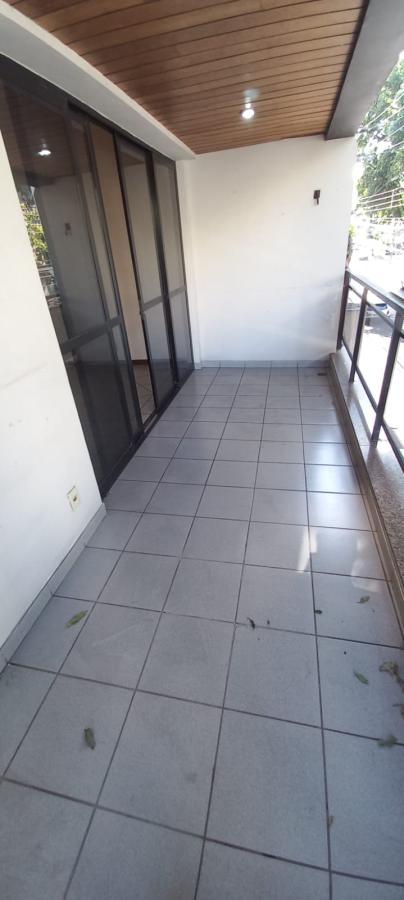 Apartamento à venda com 3 quartos, 156m² - Foto 13