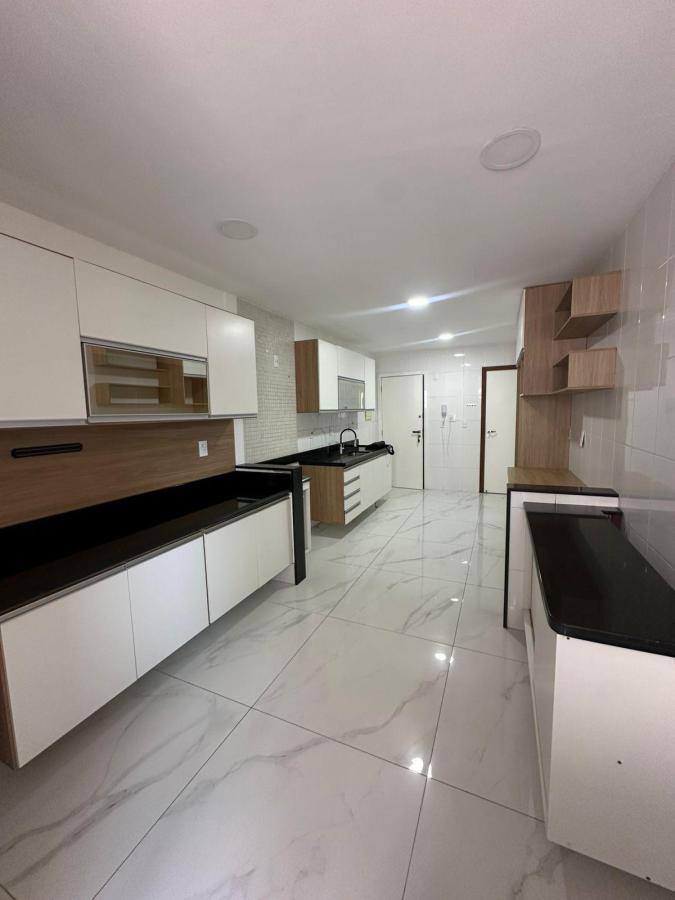 Apartamento à venda com 4 quartos, 157m² - Foto 9