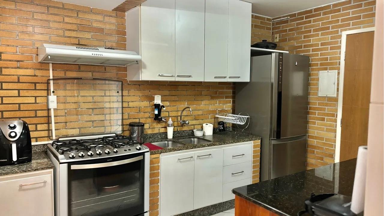 Apartamento à venda com 3 quartos, 160m² - Foto 3