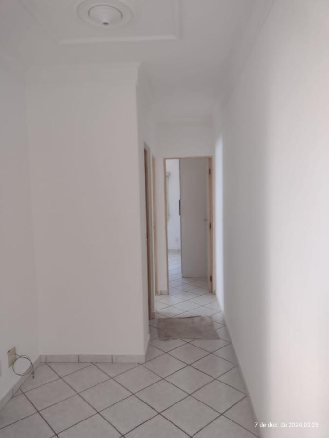 Apartamento para alugar com 2 quartos, 50m² - Foto 4