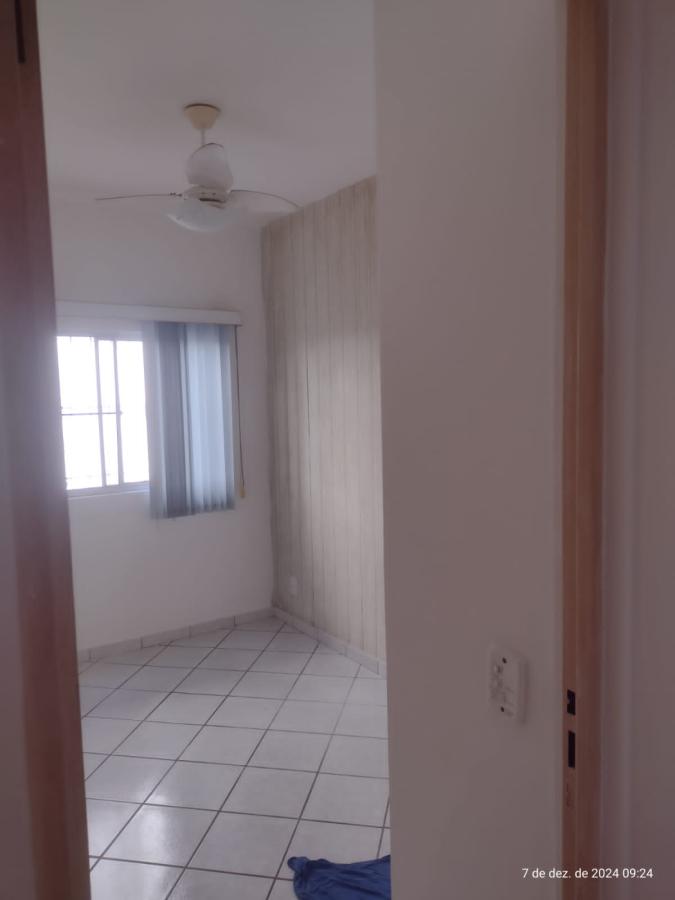 Apartamento para alugar com 2 quartos, 50m² - Foto 12